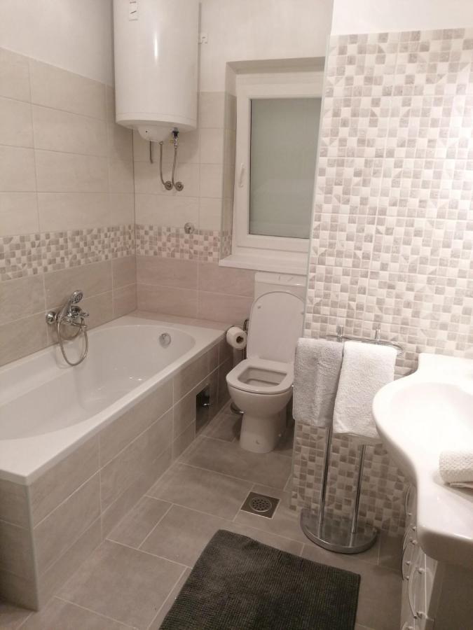 Apartments Cubranic Baška Екстериор снимка