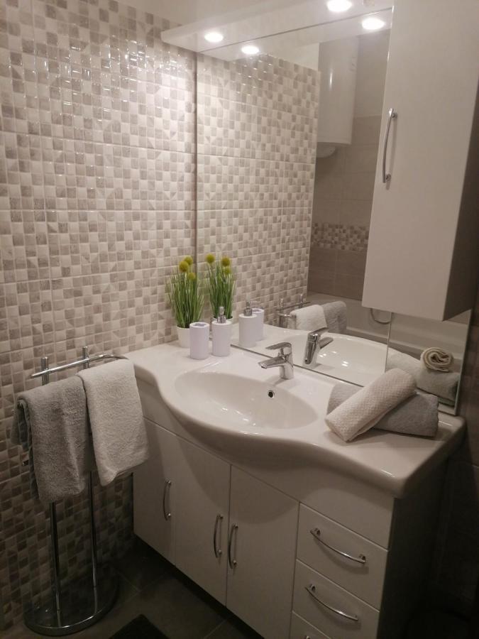 Apartments Cubranic Baška Екстериор снимка