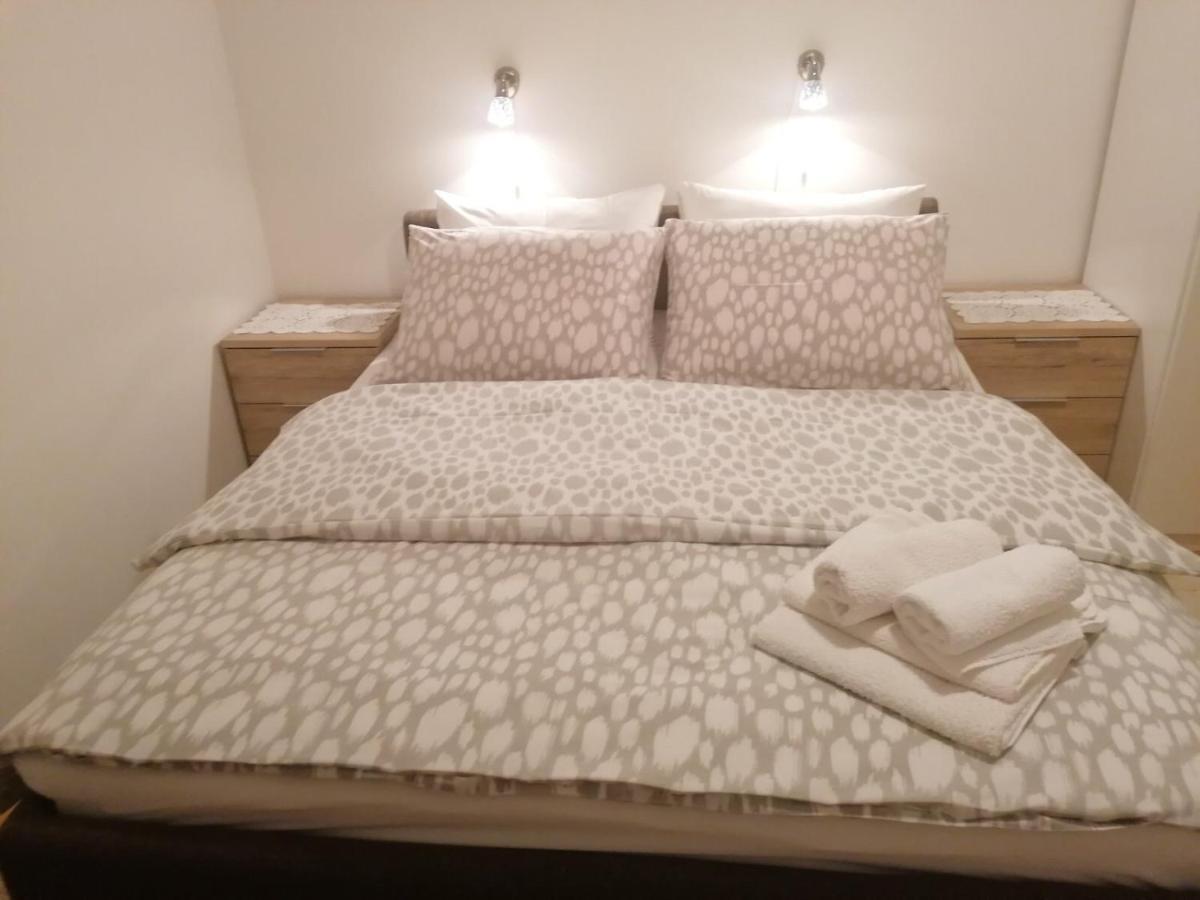 Apartments Cubranic Baška Екстериор снимка