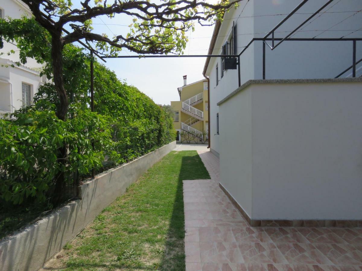 Apartments Cubranic Baška Екстериор снимка